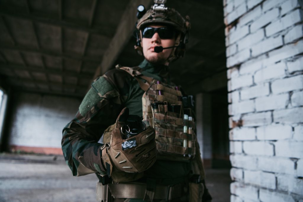 App to watch action movies together online with friends.