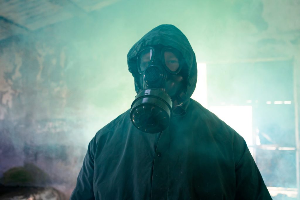 Watch horror movies together online with friends. App to watch horror movies together.